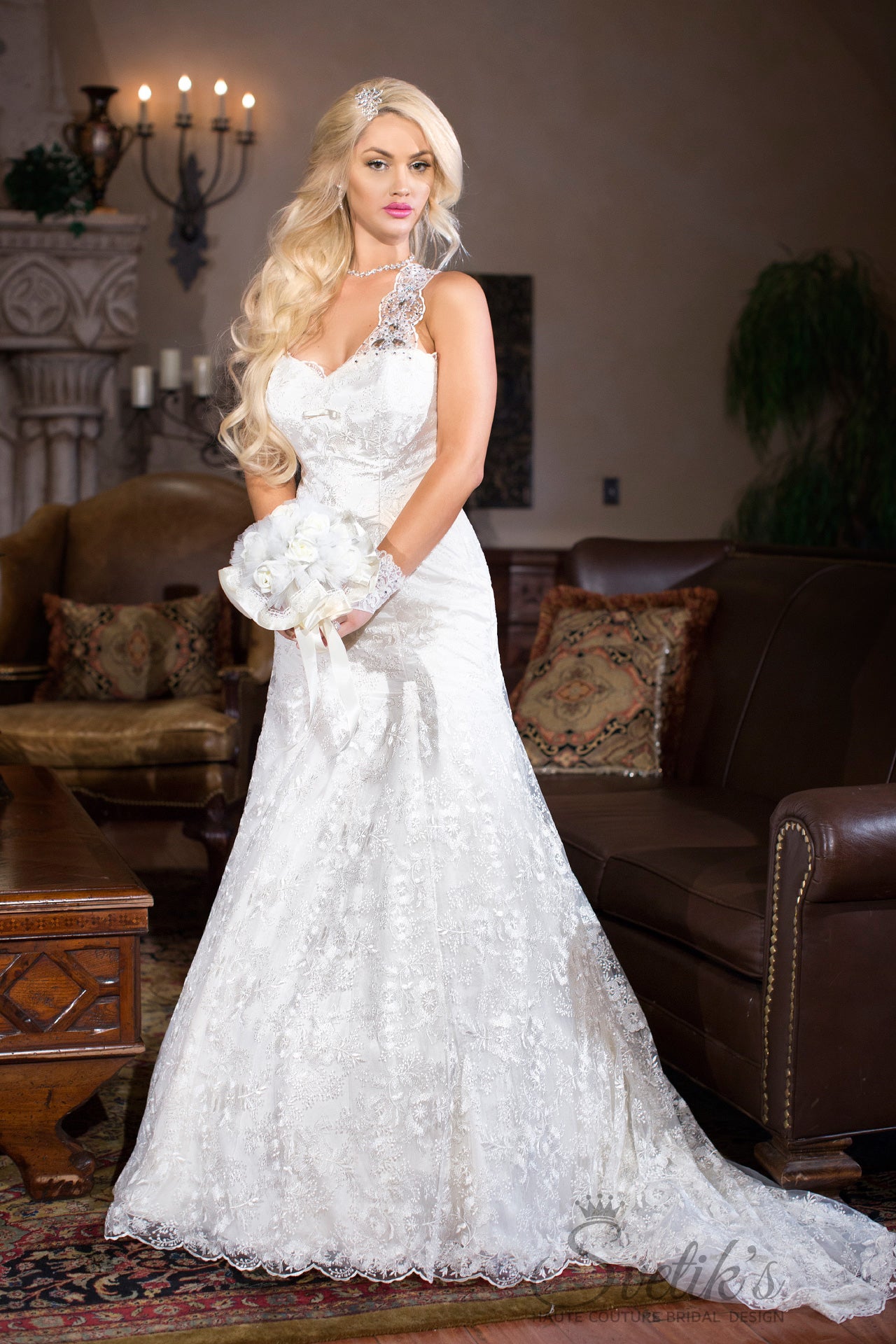 Goddess Sample - In Stock in size small (2-4)